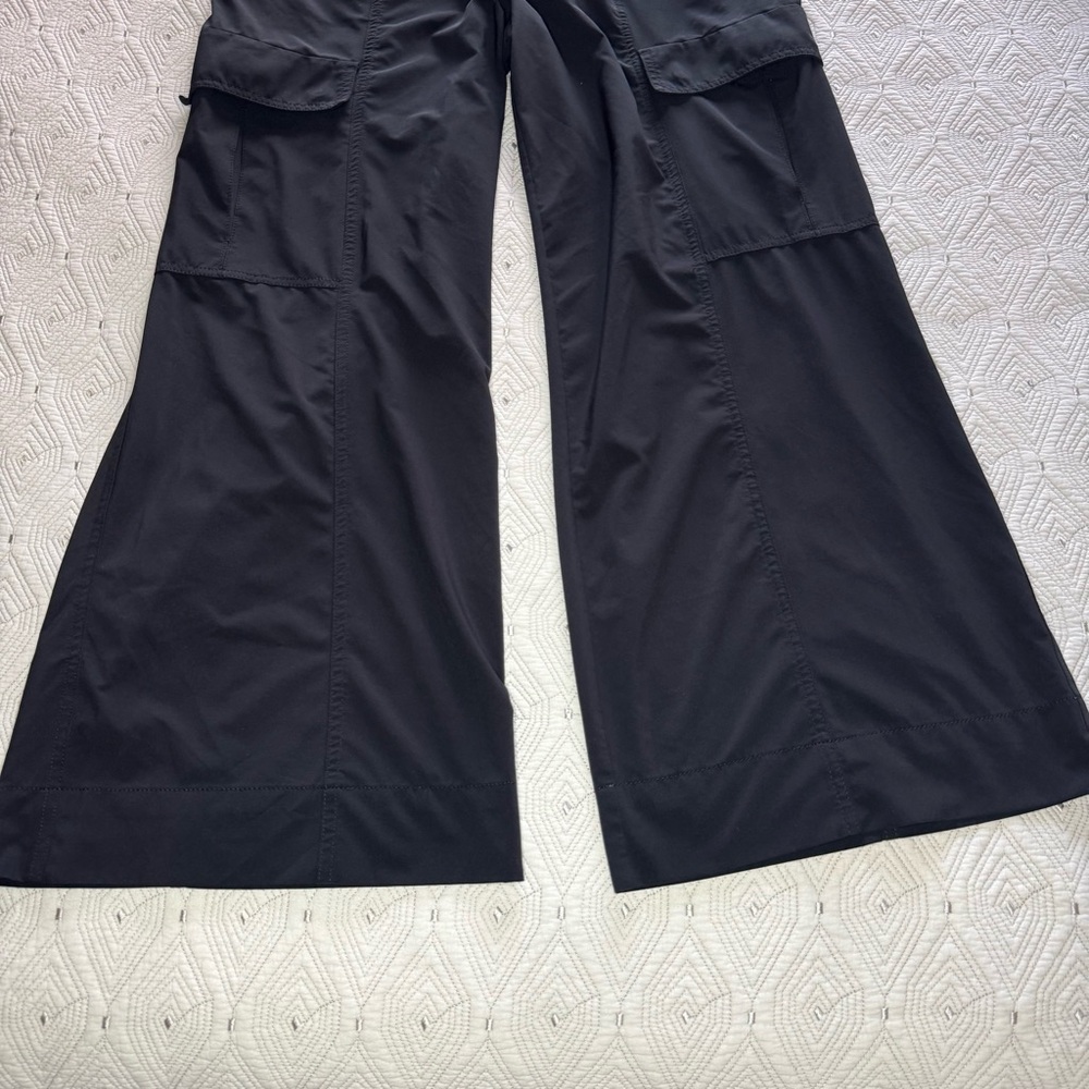 Athleta Black Wide Leg Cargo Pants - Picture 7 of 16